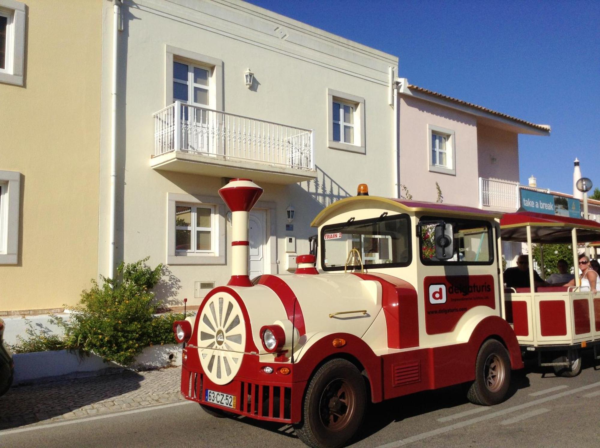 Charming House In Vilamoura With Shared Pool Екстер'єр фото